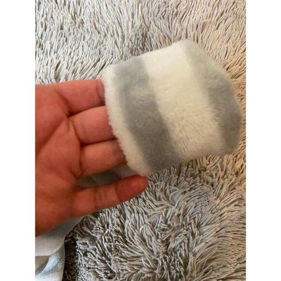 baby snowsuit size 3-6 months gray white gender neutral stripes hood mittens hat - Picture 3 of 3